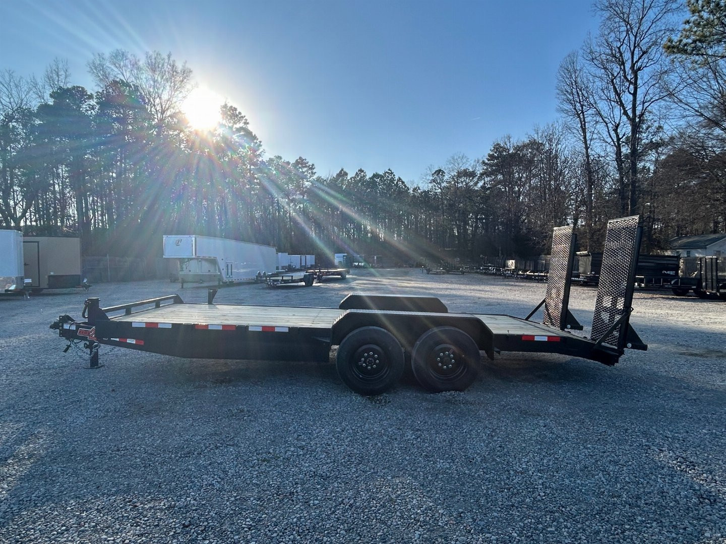 New 2025 Down 2 Earth 20ft 16K w/ Fold Up Ramps