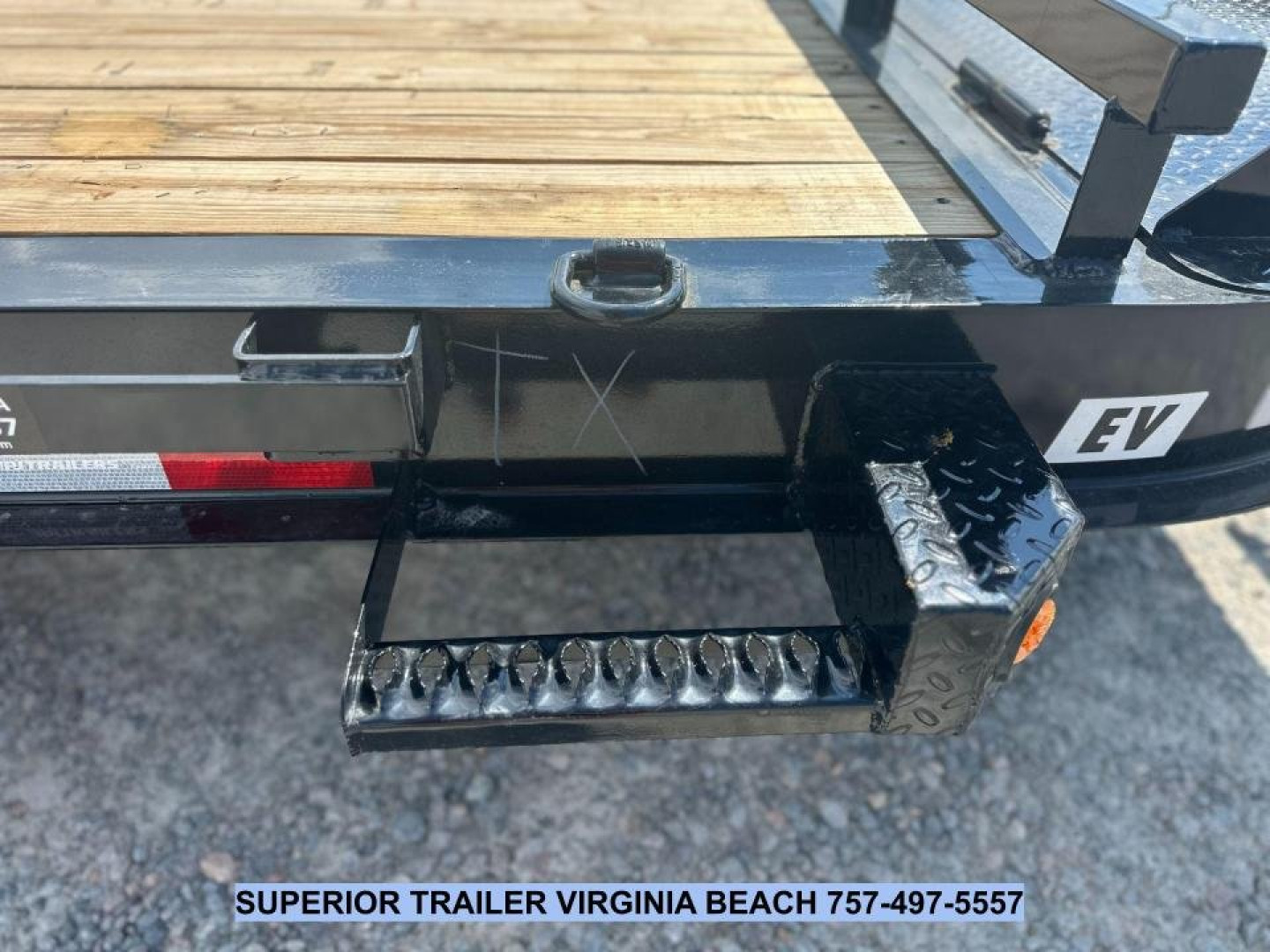 New 2025 PJ TRAILERS EV 20' Equipment Trailer w/ Monster Ramps *plus an additional $300 Rebate*