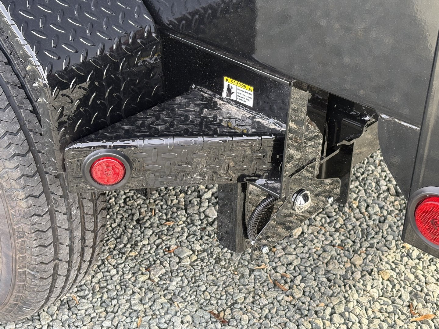 New 2025 Load Trail Low Pro 7X14 14K Dump Trailer w/ 4' Sides