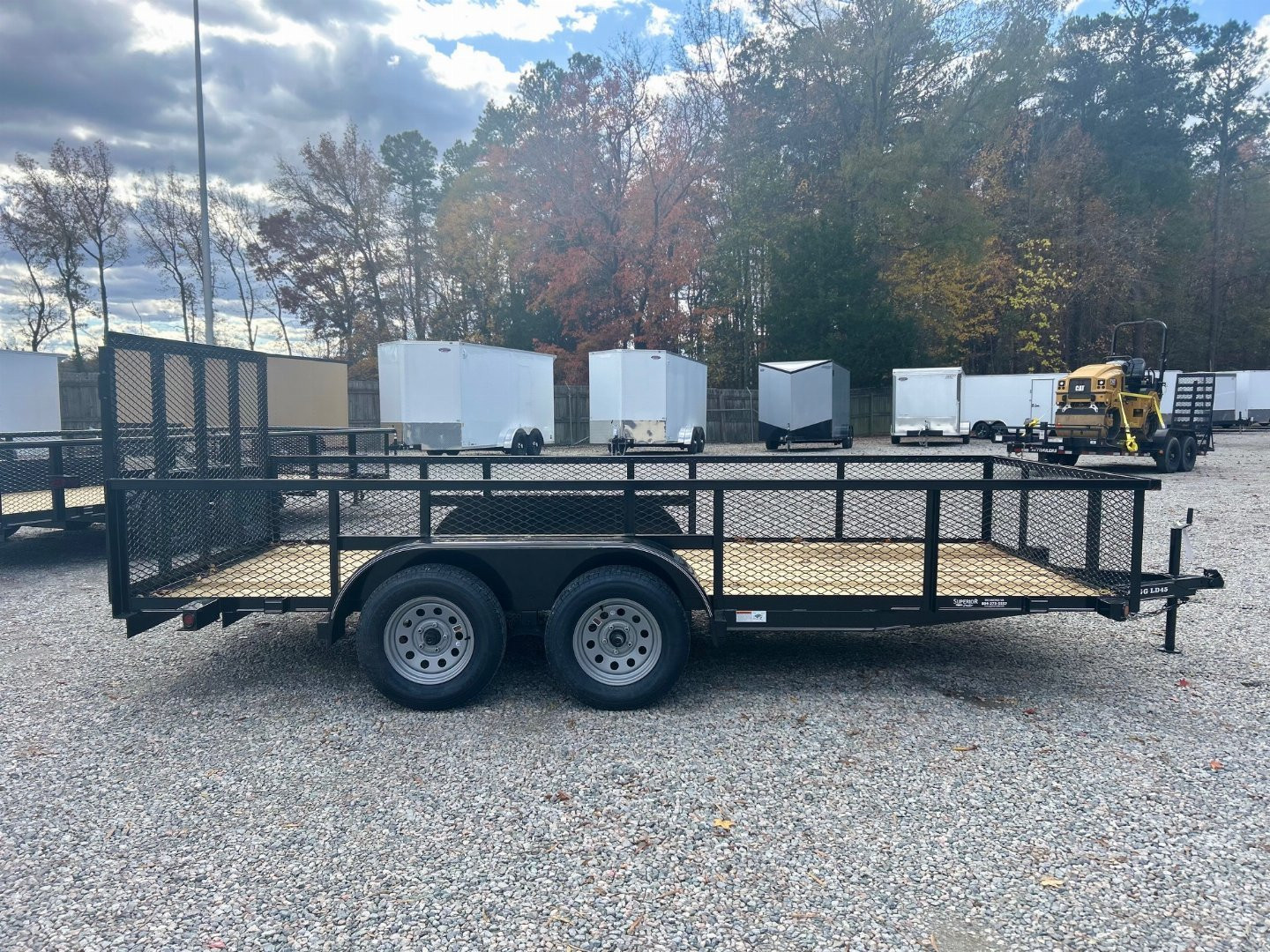 New 2025 Texas Bragg 16LD w/ 2' Sides & Gate
