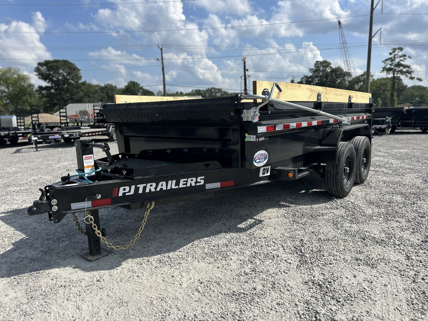 New 2025 PJ Trailers Voyager 7x14 14K Dump Trailer *plus an additional $500 Rebate*