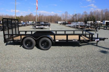 New 2025 Texas Bragg 16P Utility Trailer w/ Gate