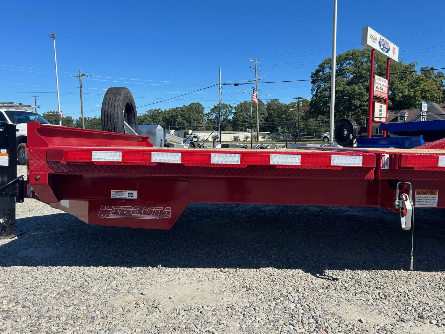 New 2025 MIDSOTA TBWB-24 Equipment Trailer
