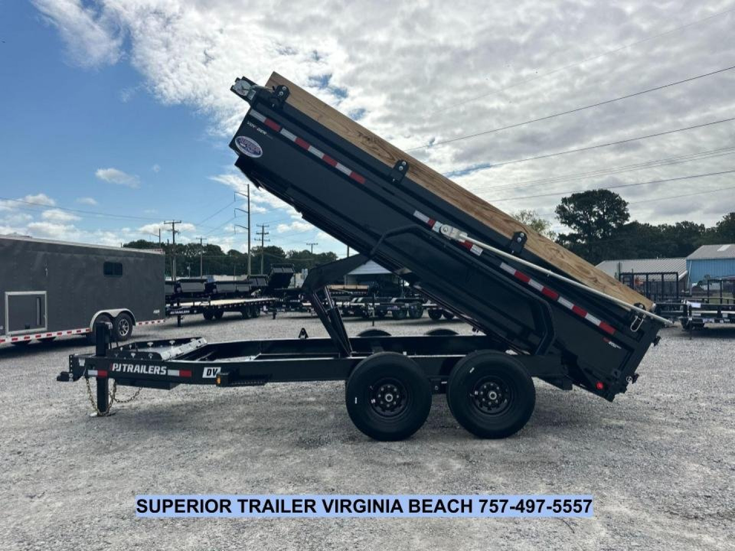 New 2025 PJ Trailers Voyager 7x14 Dump Trailer