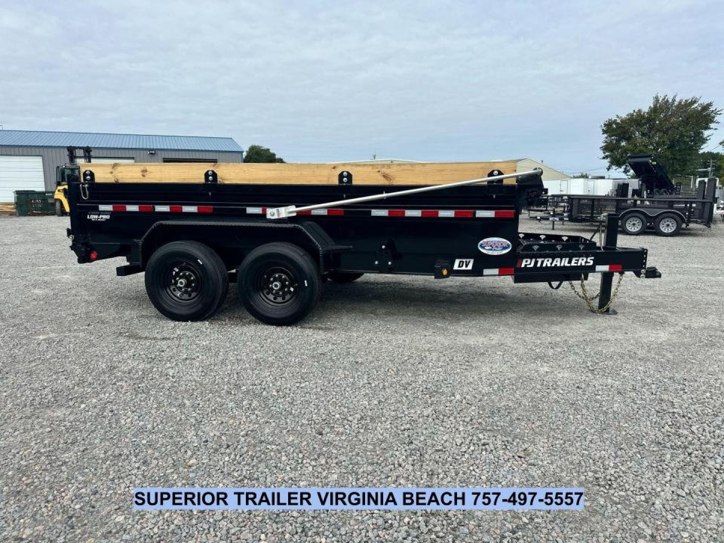 New 2025 PJ Trailers Voyager 7x14 Dump Trailer