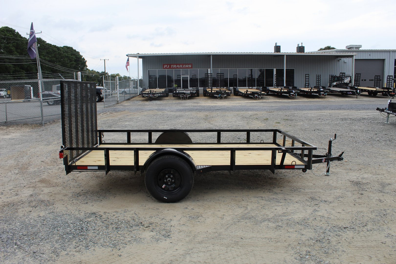 New 2025 DOWN 2 EARTH TRAILERS 6x12 w/ Gate Utility Trailer