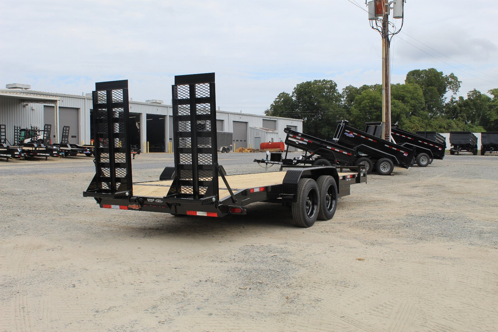 New 2025 DOWN 2 EARTH TRAILERS 20ft 16K w/ Fold Up Ramps Equipment Trailer