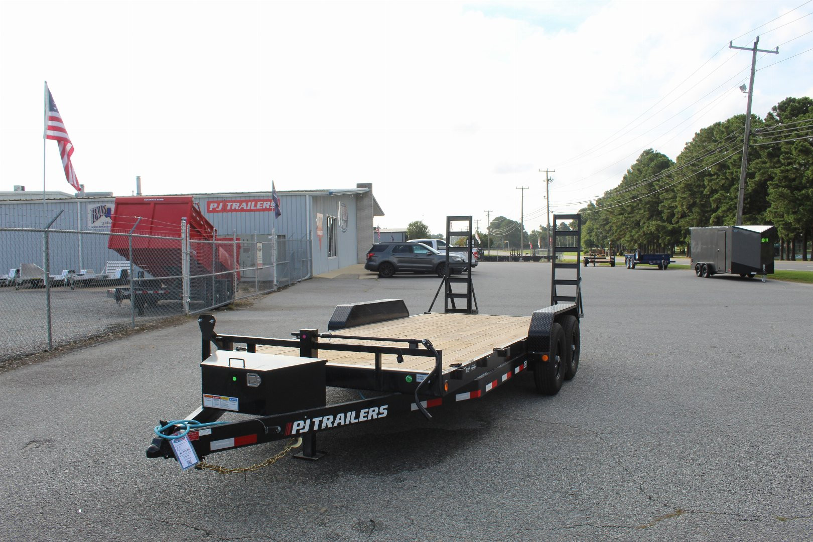 New 2025 PJ TRAILERS PJ 18' CC 14K Equipment Trailer