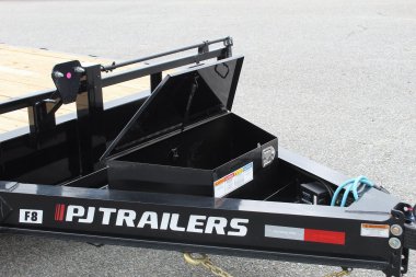 New 2025 PJ TRAILERS 24ft F8 14K w/ Fold Up Ramps Deckover Trailer