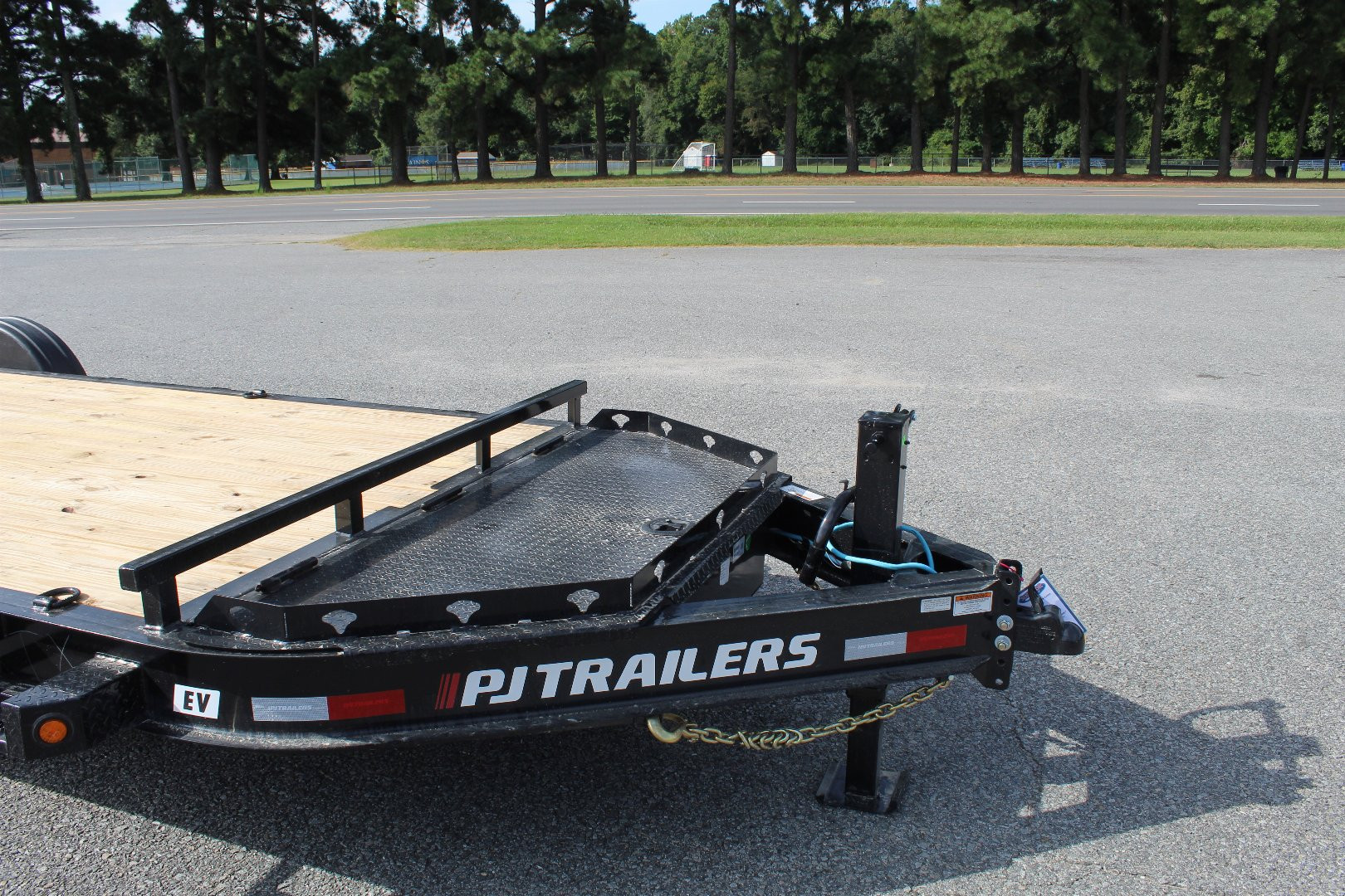 New 2025 PJ Trailers 20' EV 14K Equipment Trailer