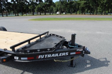 New 2025 PJ Trailers 20' EV 14K Equipment Trailer