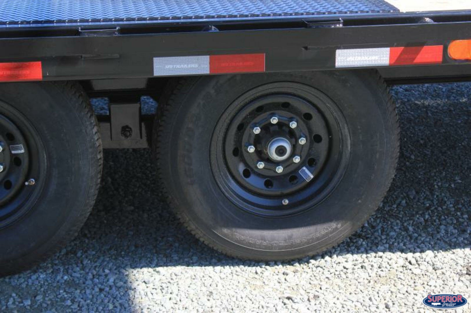 New 2024 PJ TRAILERS 24ft F8 14K w/ Fold Up Ramps & Front Tool Box