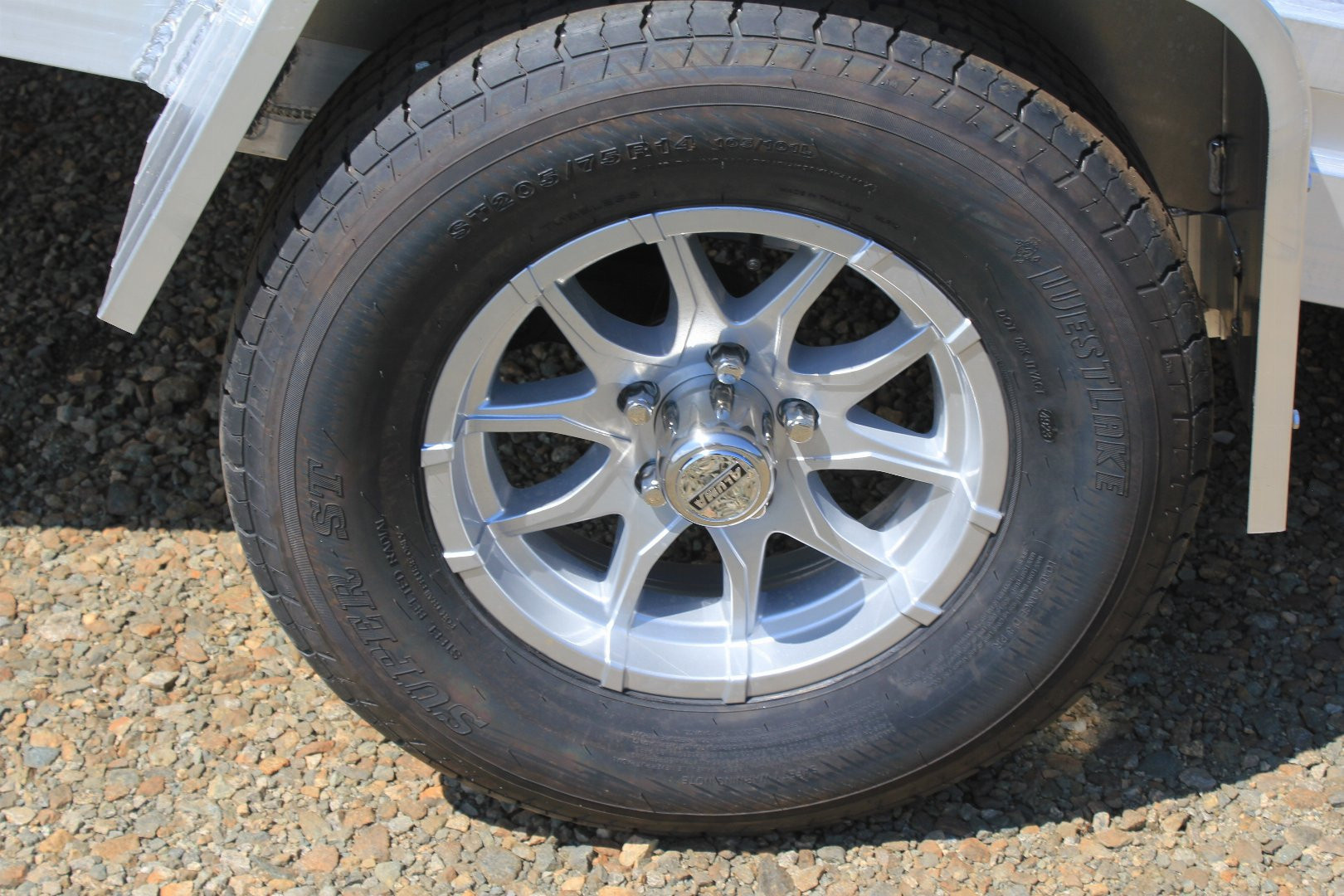 New 2024 ALUMA 7712H Tilt Trailer