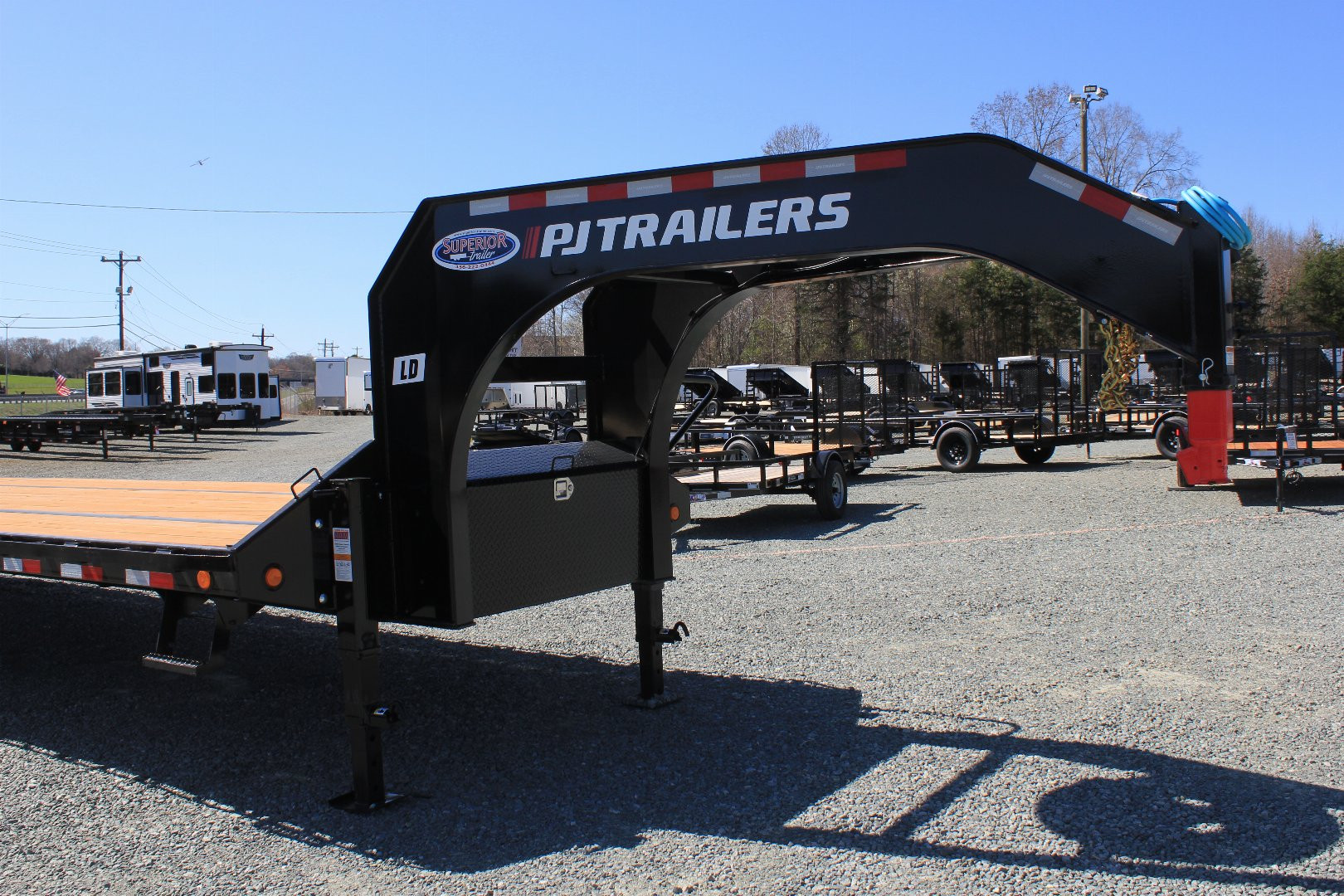 New 2025 PJ TRAILERS LD 40' Gooseneck Flatbed Trailer