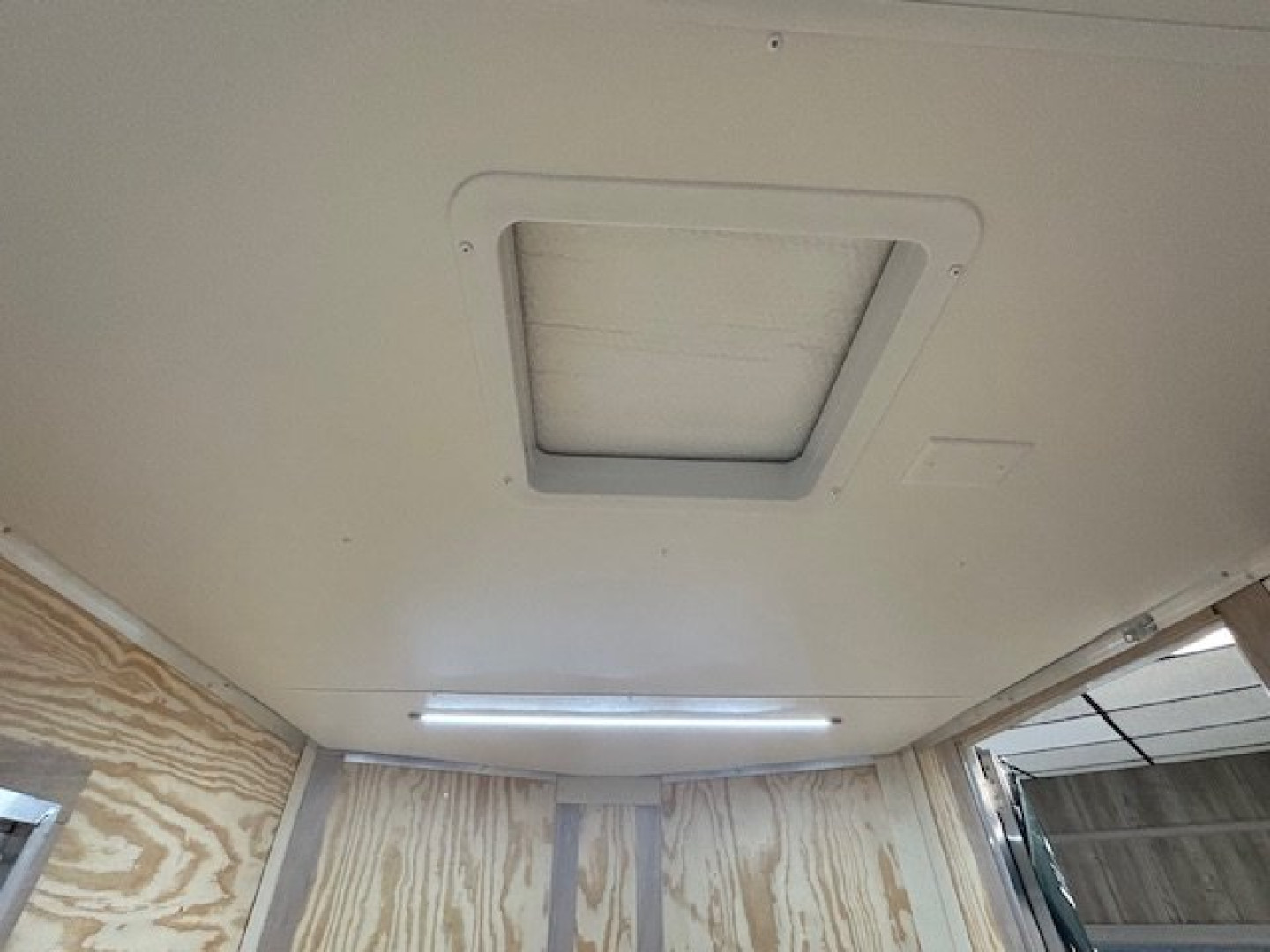 New 2025 CONTINENTAL CARGO 6x12 Vending / Concession Trailer