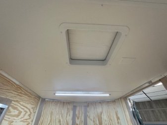 New 2025 CONTINENTAL CARGO 6x12 Vending / Concession Trailer