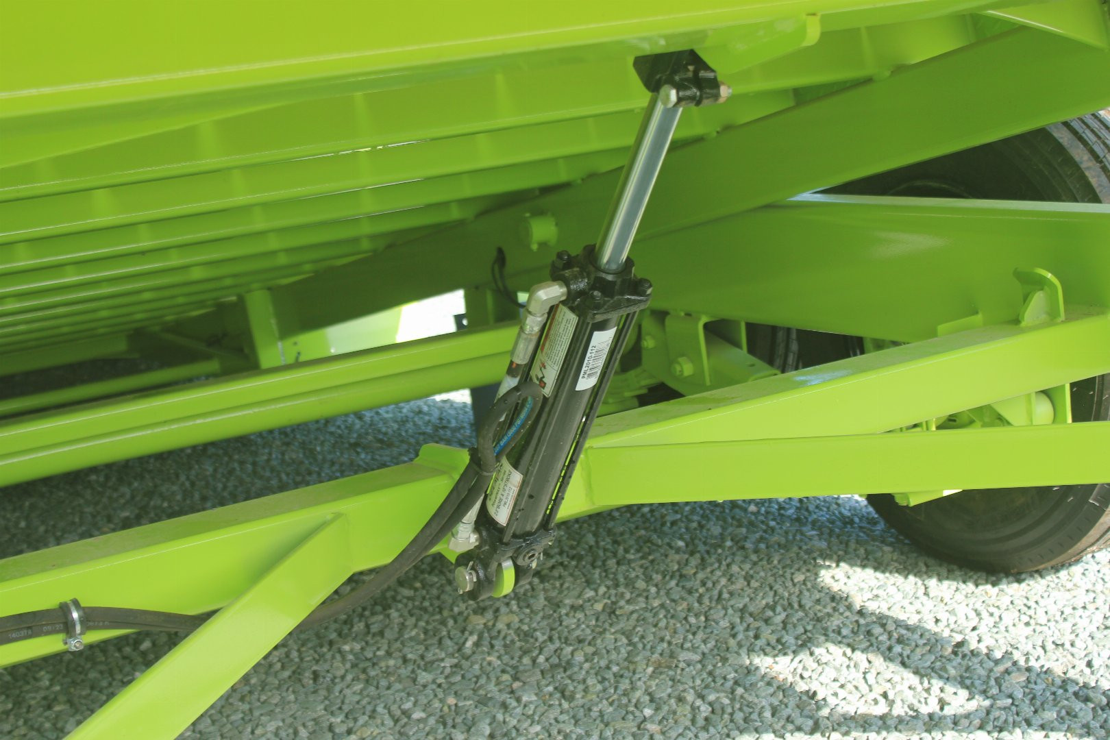 New 2024 MIDSOTA TBWB-24 Equipment Trailer