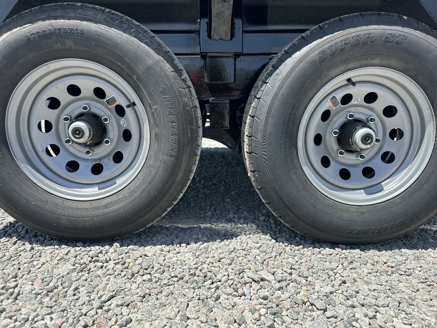 New 2024 HAWKE TRAILERS 6X10 10K Dump w/ Spreader Gate and Ramps Dump Trailer