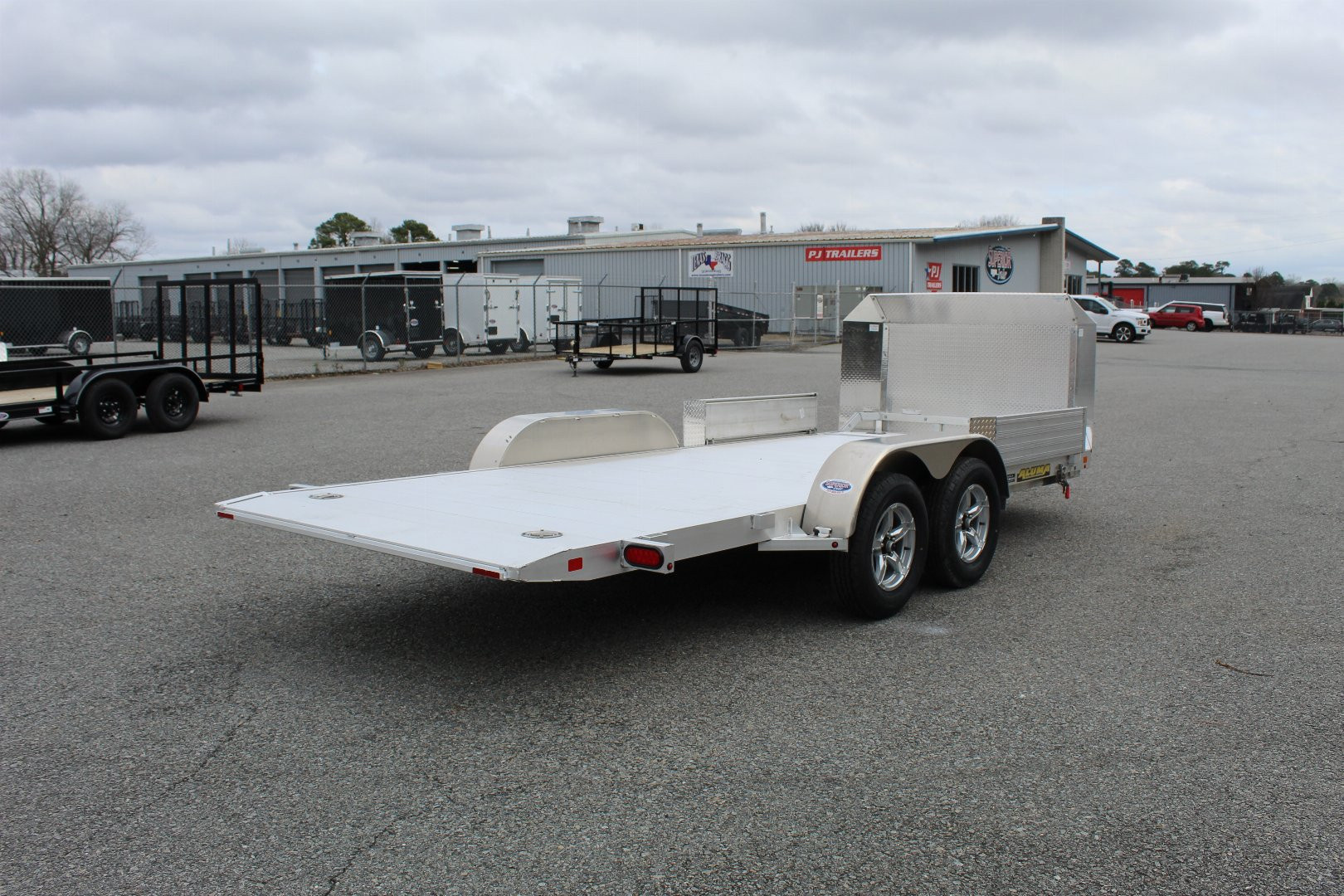 New 2025 ALUMA 8218 Low Clearance Tilt Car Trailer Car / Racing Trailer