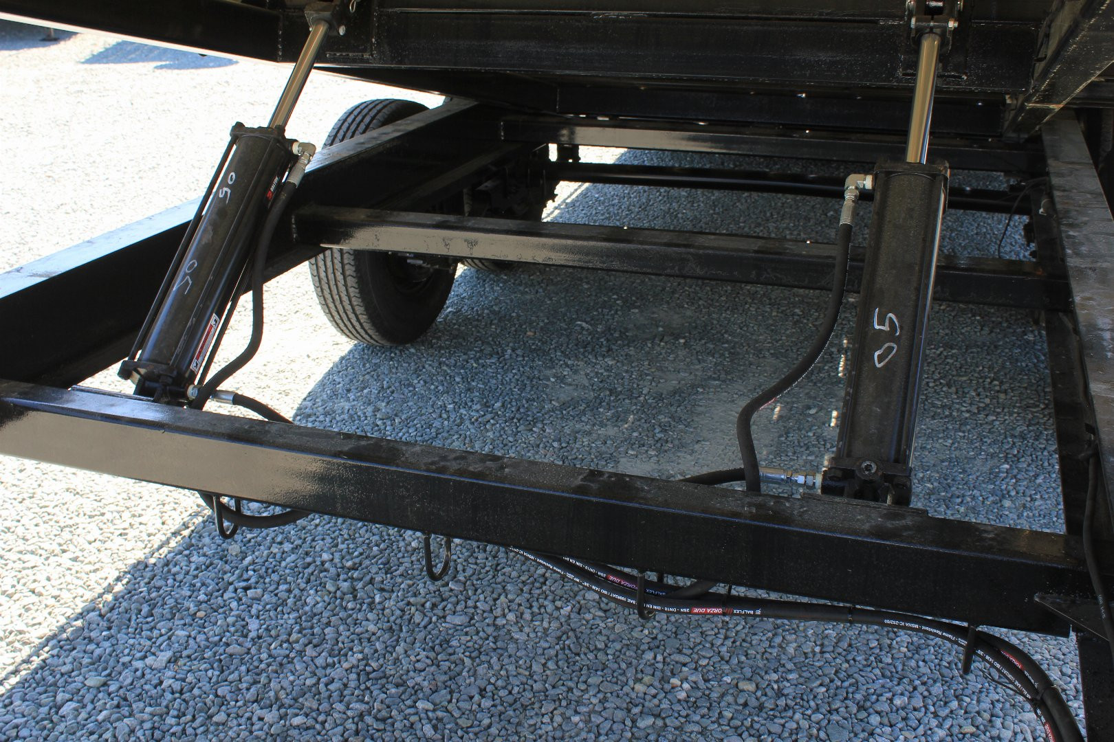 New 2024 DOWN 2 EARTH TRAILERS 22ft 14K Deckover Tilt Deckover Trailer