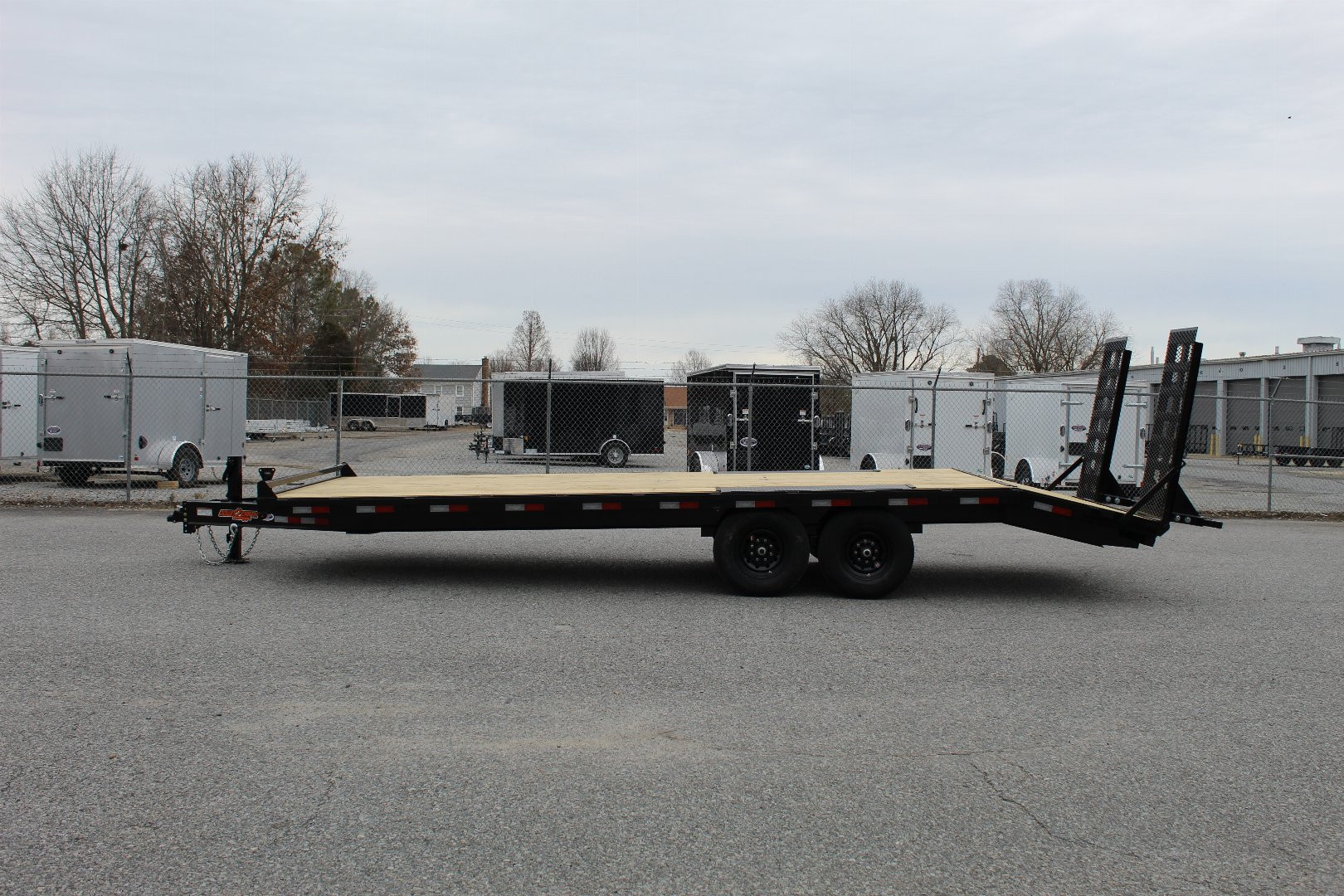 New 2024 DOWN 2 EARTH TRAILERS 24ft 14K Deckover w/ HD Fold Up Ramps ...