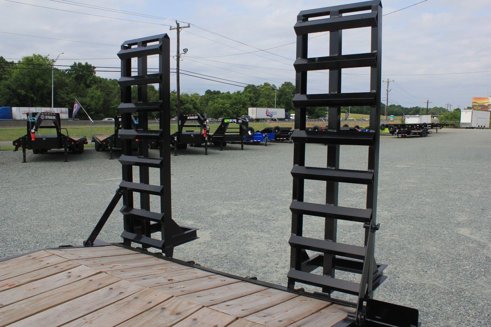 New 2024 HAWKE TRAILERS 20' 14K General Duty Equipment Trailer