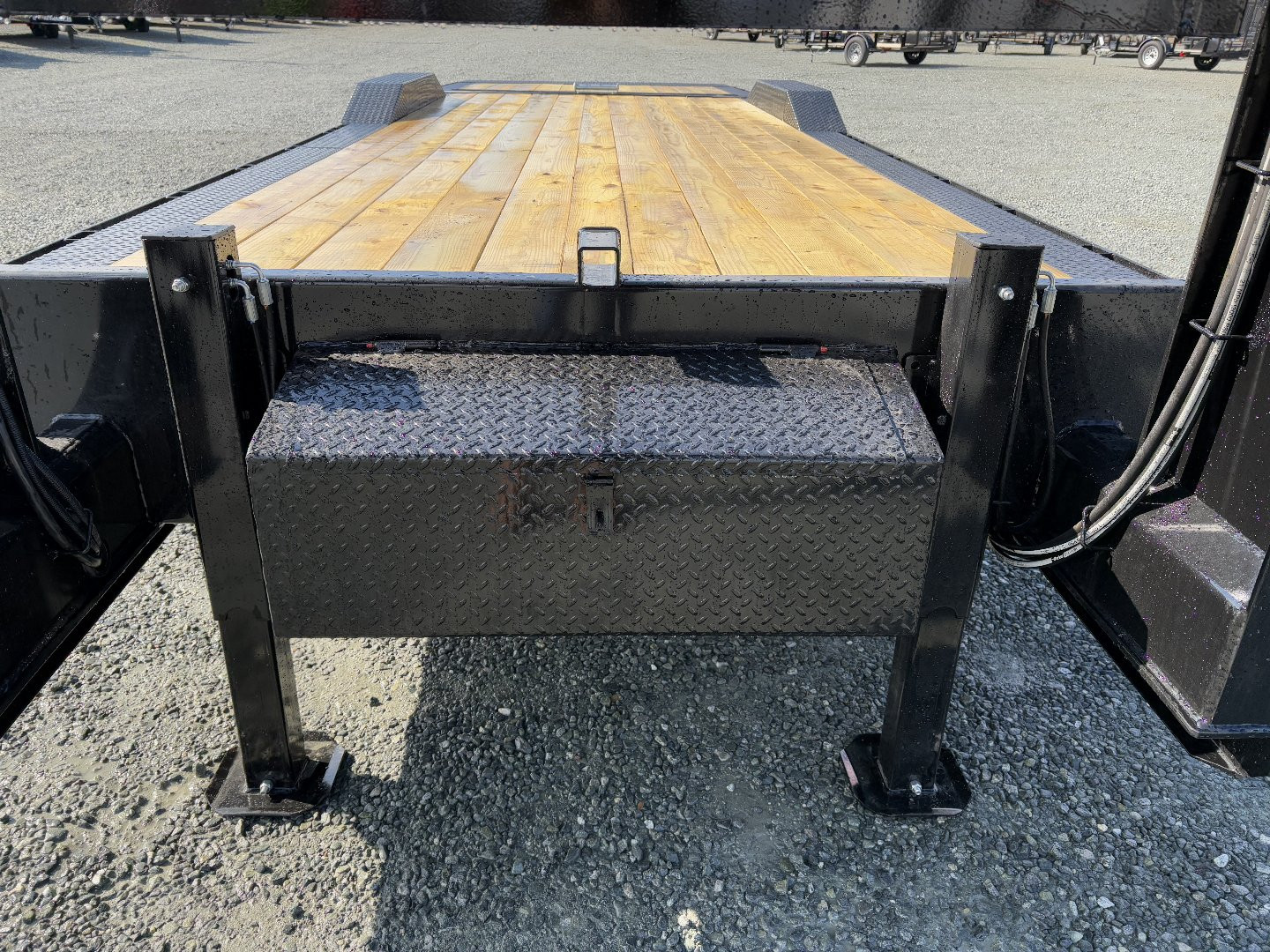 New 2025 Midsota STWBHB 26' Gooseneck 23K w/ Hydraulic Dovetail