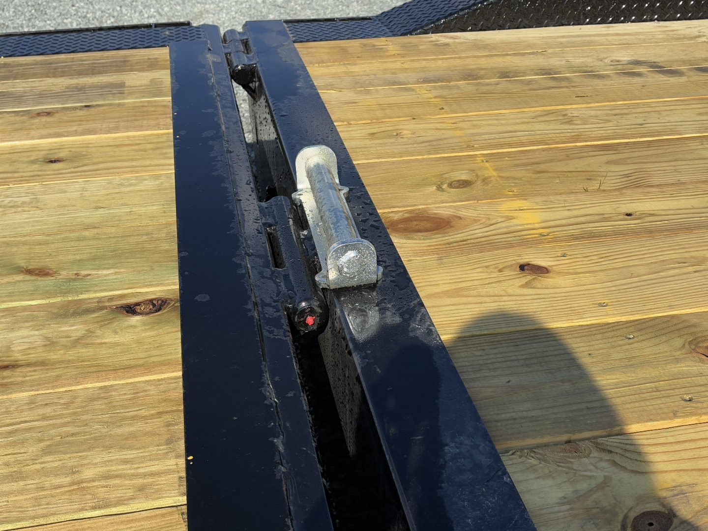 New 2025 Midsota STWBHB 26' Gooseneck 23K w/ Hydraulic Dovetail