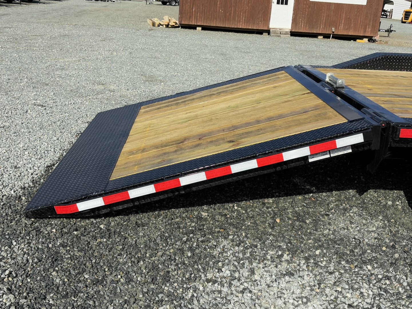 New 2025 Midsota STWBHB 26' Gooseneck 23K w/ Hydraulic Dovetail