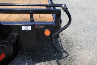 New 2025 PJ TRAILERS 24' F8 14K w/ Slide In Ramps Flatbed Trailer