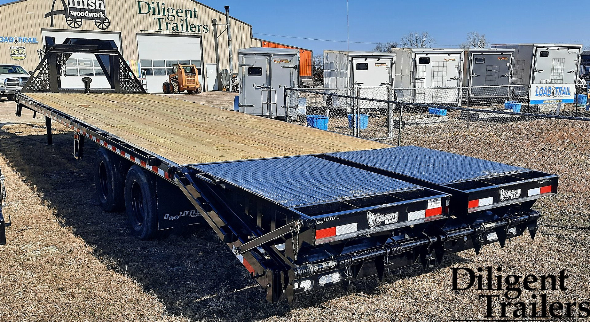 New 2025 DOOLITTLE TRAILER MFG 102" x32' Gooseneck Deckover Equipment Trailer