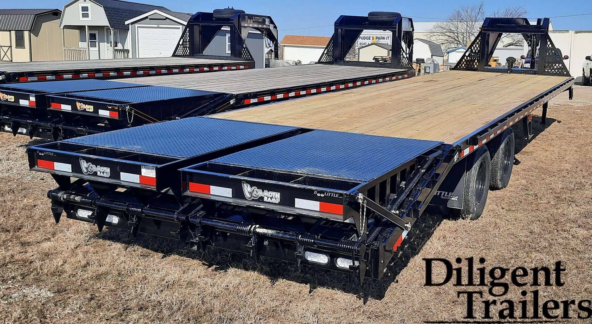 New 2025 DOOLITTLE TRAILER MFG 102" x32' Gooseneck Deckover Equipment Trailer