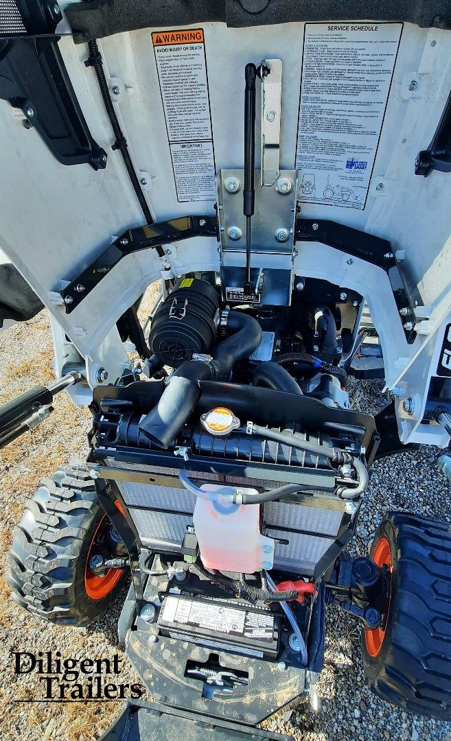 New Bobcat CT1025 HST Compact Tractor