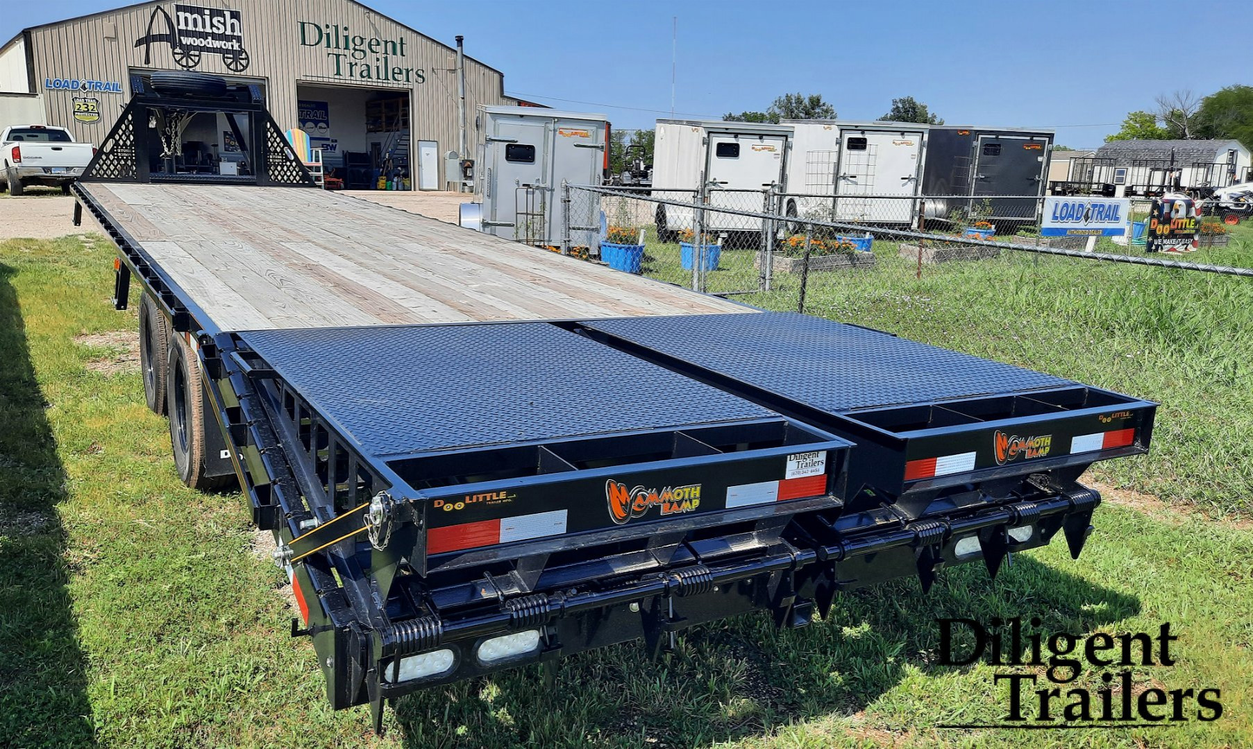 New 2025 DOOLITTLE TRAILER MFG 102" x32' Gooseneck Deckover Equipment Trailer