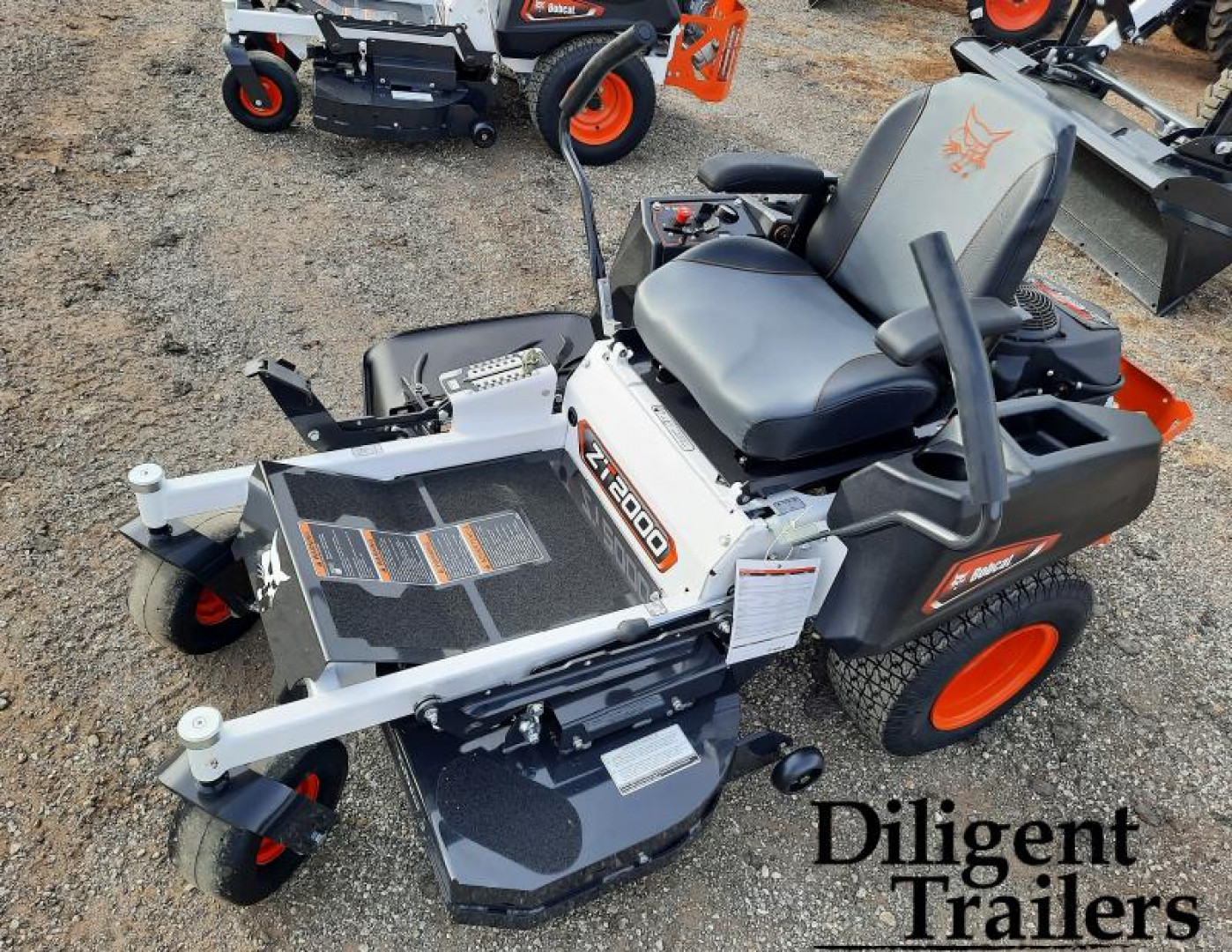 New 2023 OTHER ZT2042SA Lawn Mowers