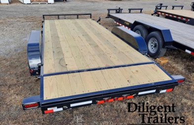 New 2023 Load Trail 83"x18' Tandem Axle 7K Car Hauler