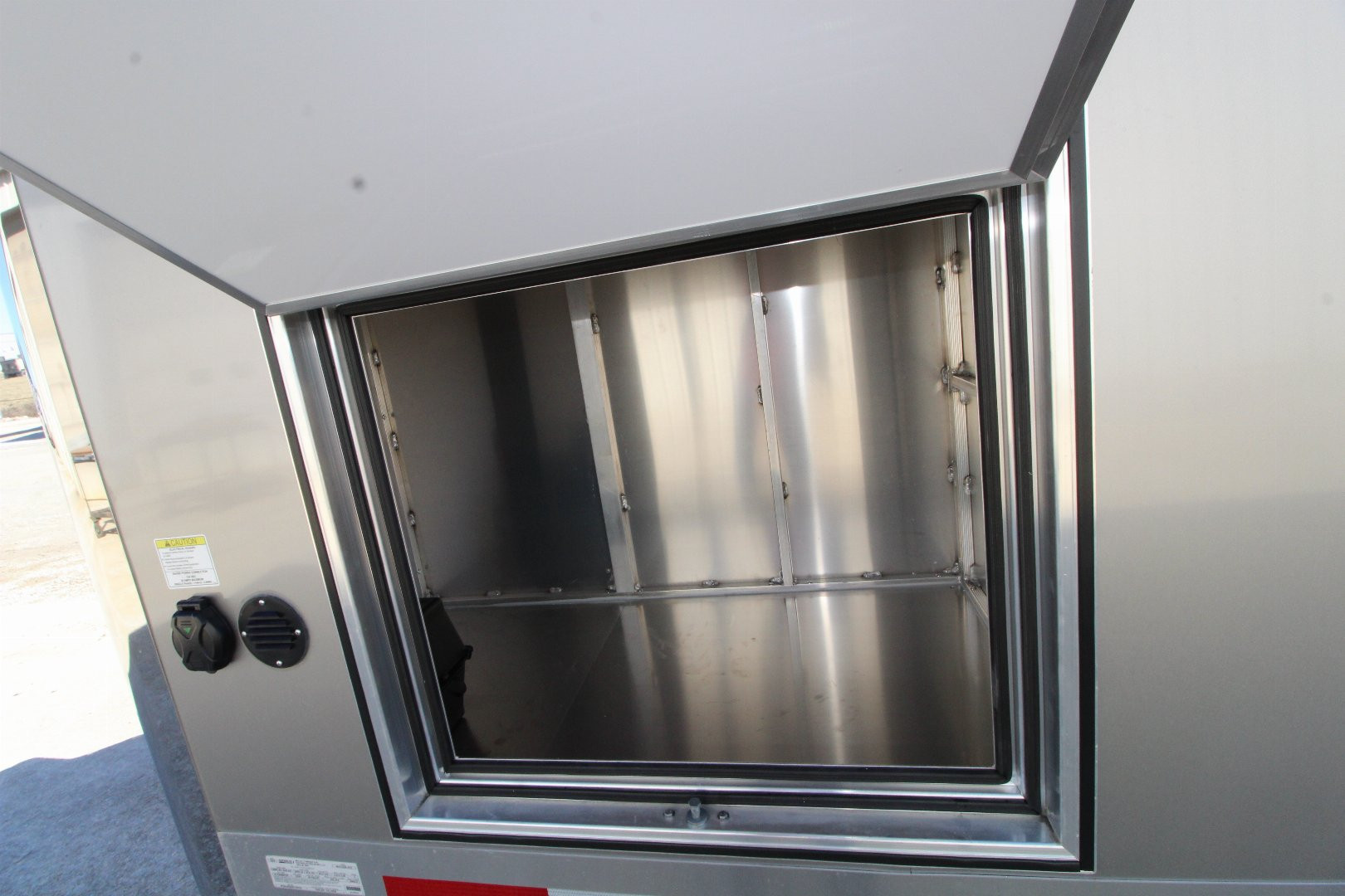 New 2025 Featherlite Trailers 4410-028A Car / Racing Trailer