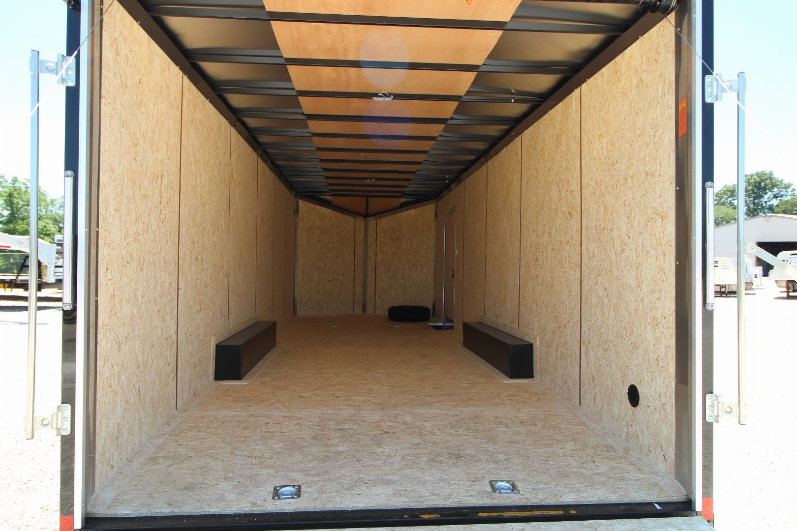 New 2024 Formula Trailers 8.5 X 24' CONQUEST Car / Racing Trailer