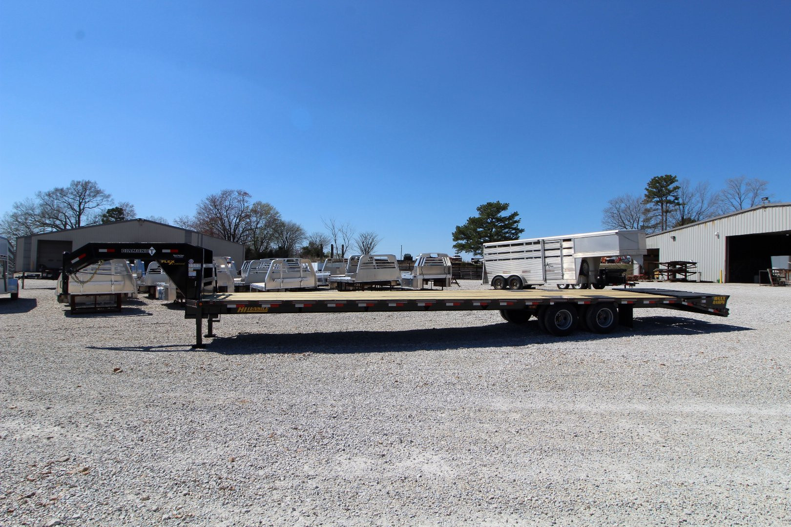 New 2024 Diamond T 10240DTF Flatbed Trailer
