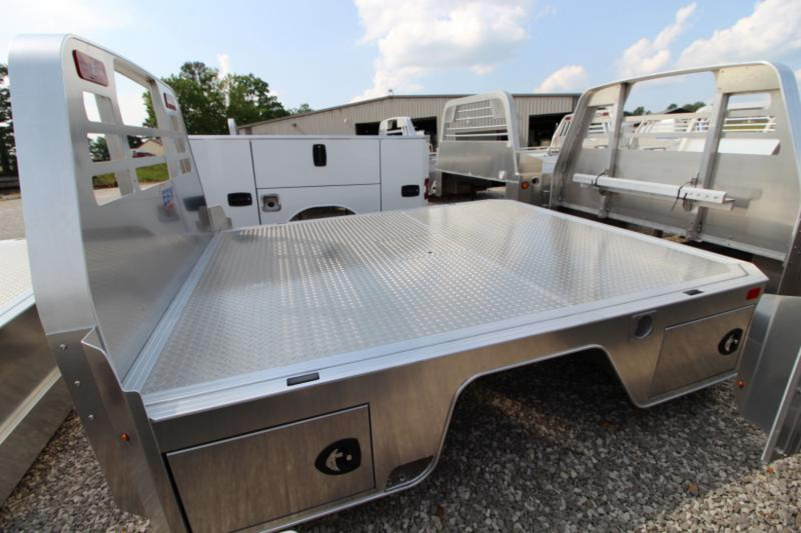 New 2024 EBY Truck Bodies Free Country Skirted Truck Bed