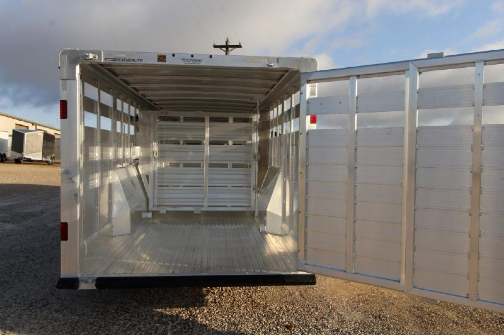 New 2023 Featherlite 8127 Stock / Stock Combo Trailer