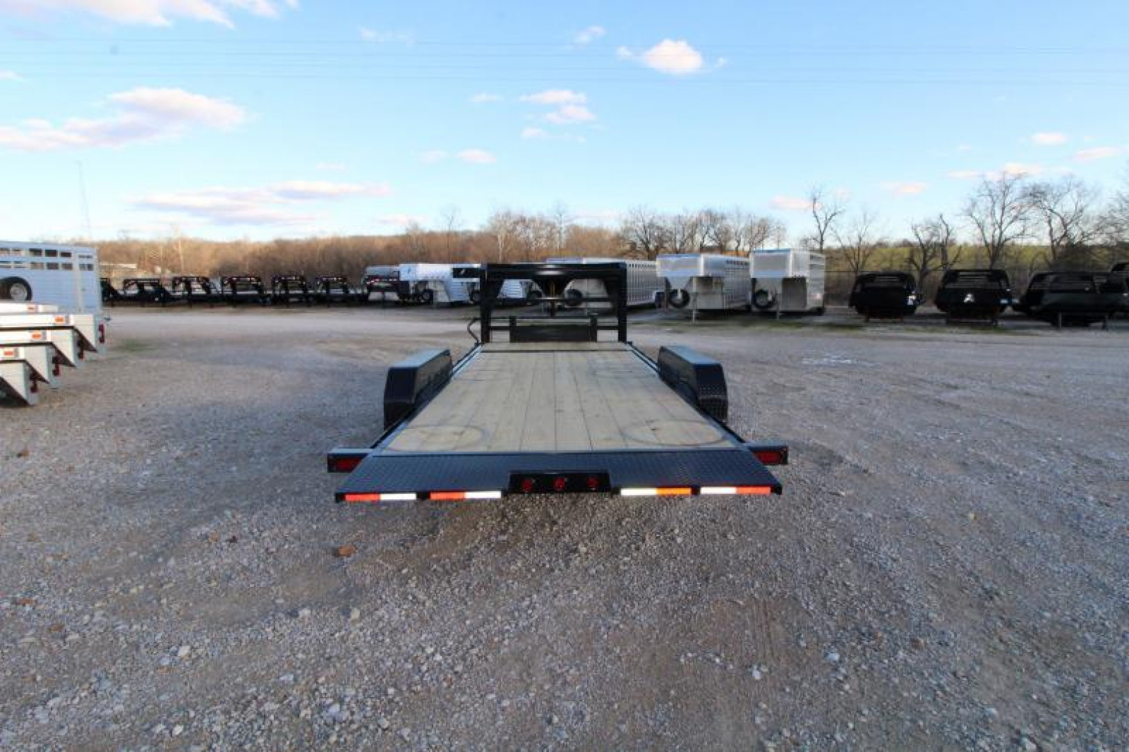 New 2025 Diamond T Trailers 8320SKP1406TDGN Tilt Trailer