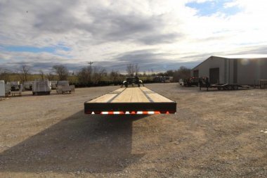 New 2023 Diamond T Trailers 10240DTF Flatbed Trailer