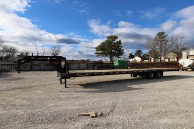 New 2023 Diamond T Trailers 10240DTF Flatbed Trailer