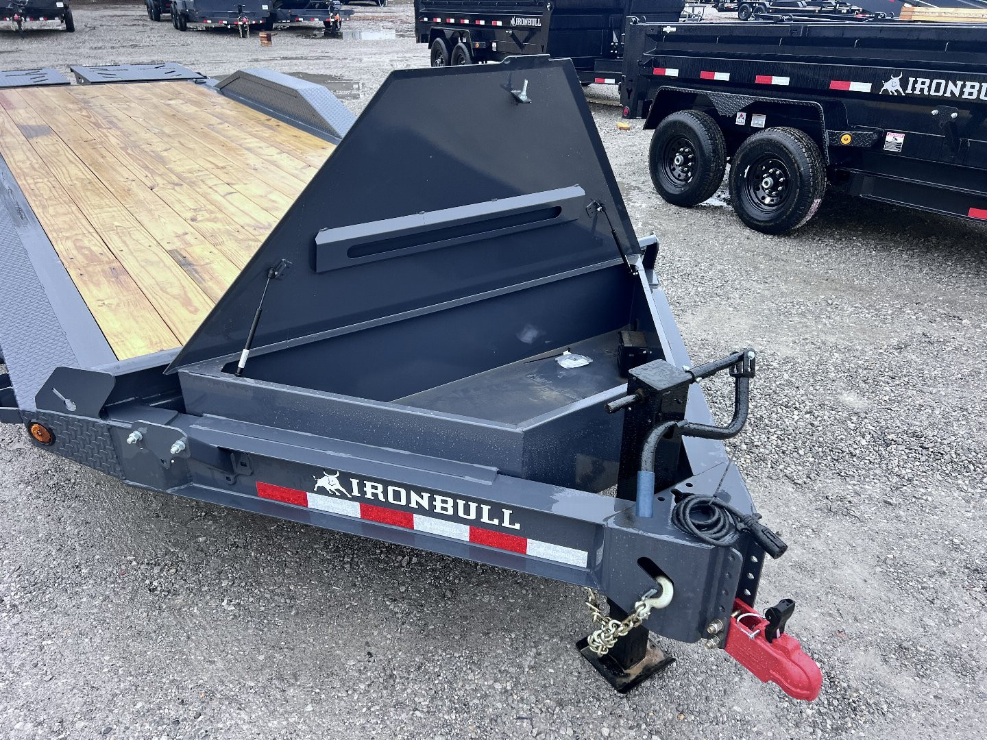 New 2025 IRON BULL 102X24 EQUIPMENT TRAILER W/8K AXLES, 16 PLY TIRES AND RAMPAGE RAMPS