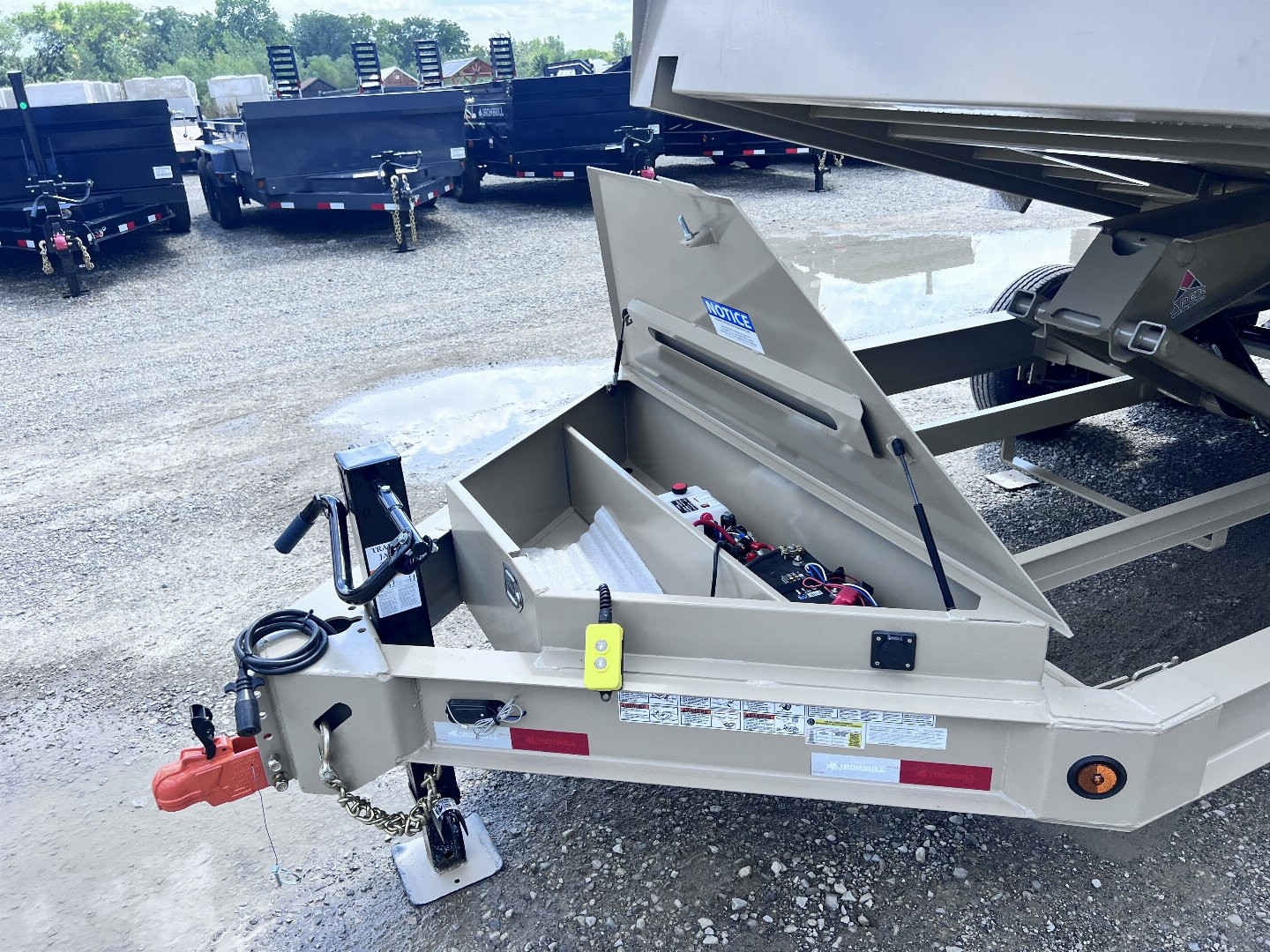 New 2024 IRON BULL 83X14 DUMP TRAILER W/ SCISSOR HOIST AND I-BEAM FRAME