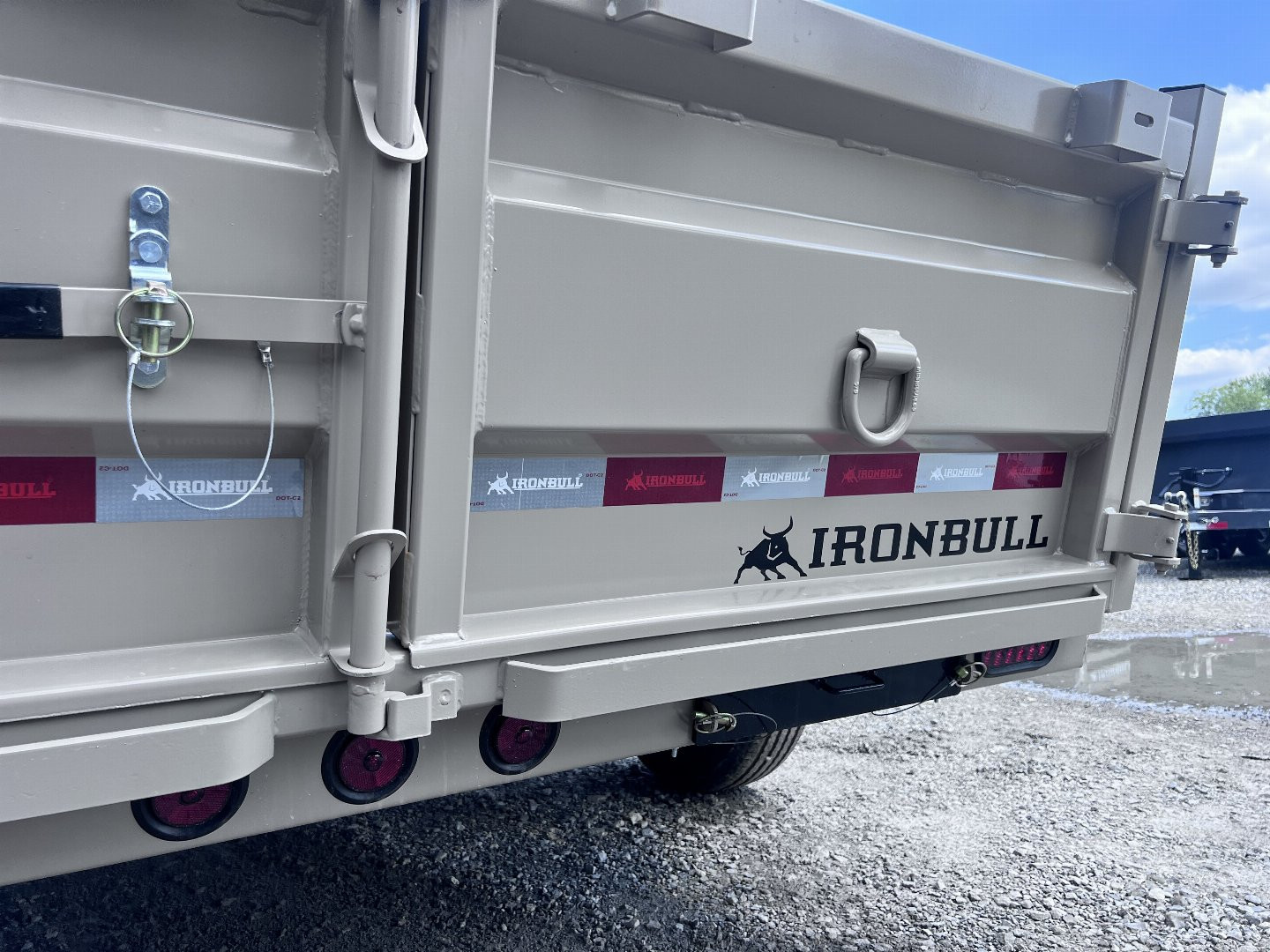 New 2024 IRON BULL 83X14 DUMP TRAILER W/ SCISSOR HOIST AND I-BEAM FRAME