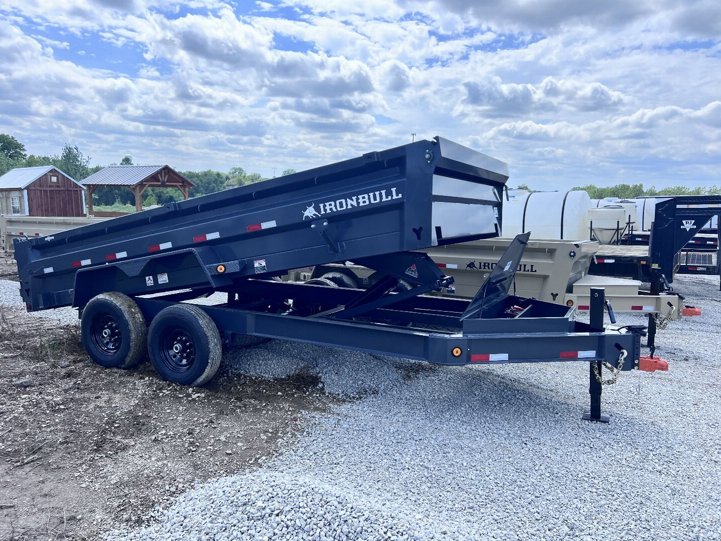 New 2024 IRON BULL 83X16 DUMP TRAILER W/ SCISSOR HOIST