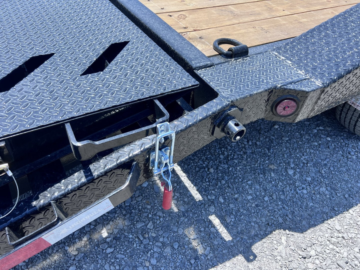 New 2024 IRON BULL 102X22 EQUIPMENT TRAILER W/ DRIVE OVER FENDERS