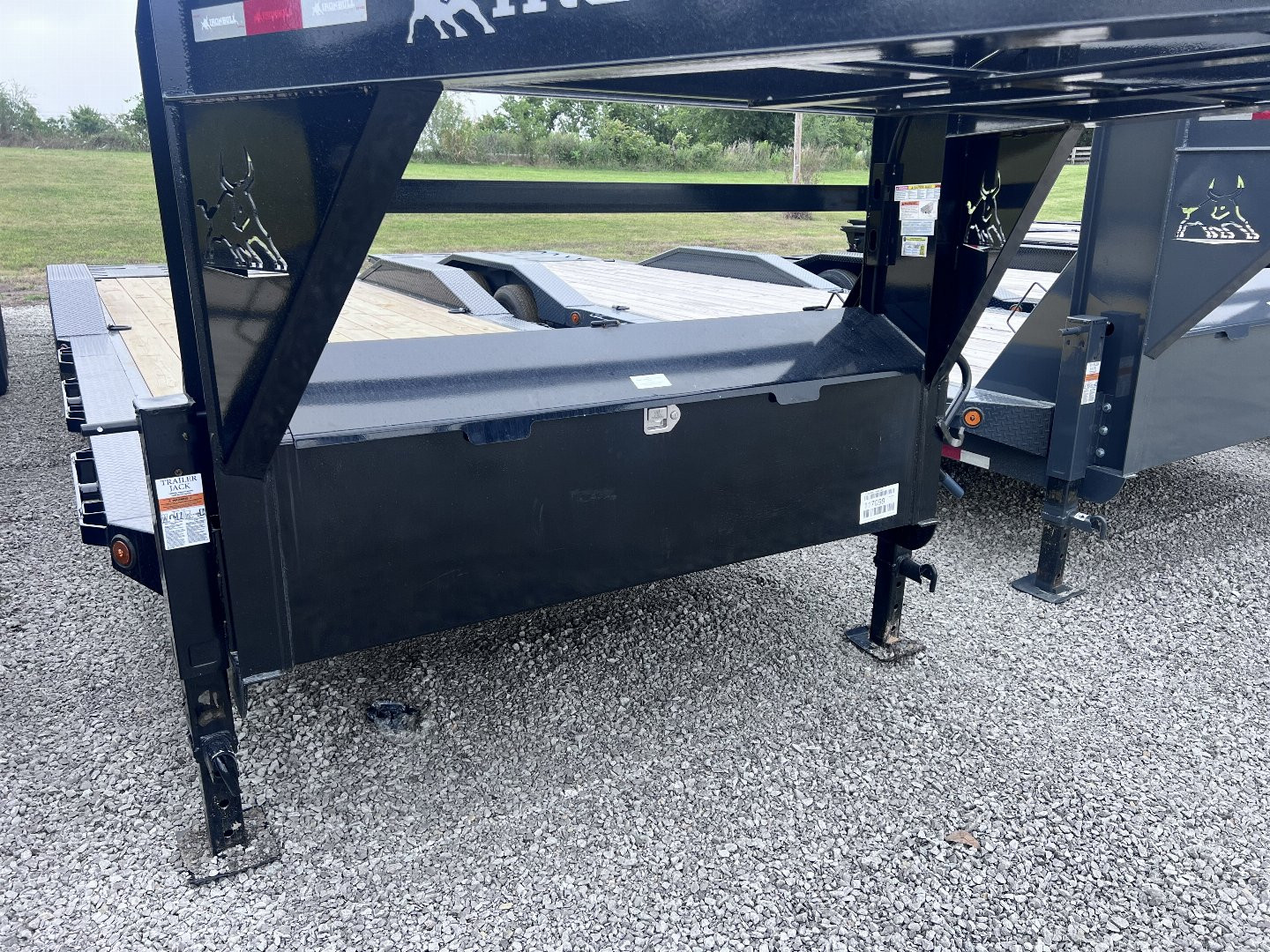 New 2025 IRON BULL 102X28 GOOSENECK EQUIPMENT TRAILER W/ 8K AXLES AND 16 PLY TIRES